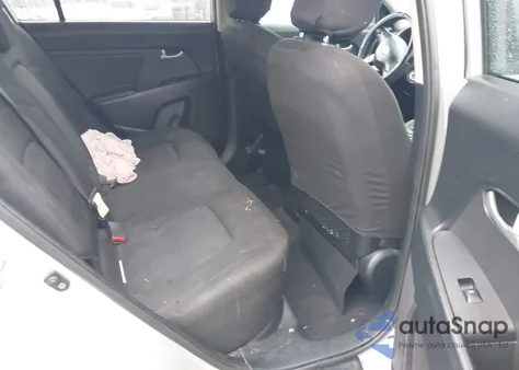 2011 Kia Sportage Lx z USA, uszkodzony, nr VIN KNDPB3A27B7106403